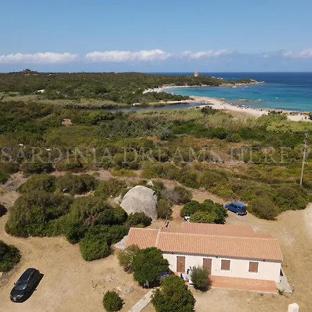 Fantasia 100 M From The With Private Parking Vignola Mare