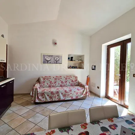 Ferienhaus Fantasia 100 M From The With Private Parking Vignola Mare