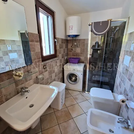 Fantasia 100 M From The With Private Parking Vignola Mare